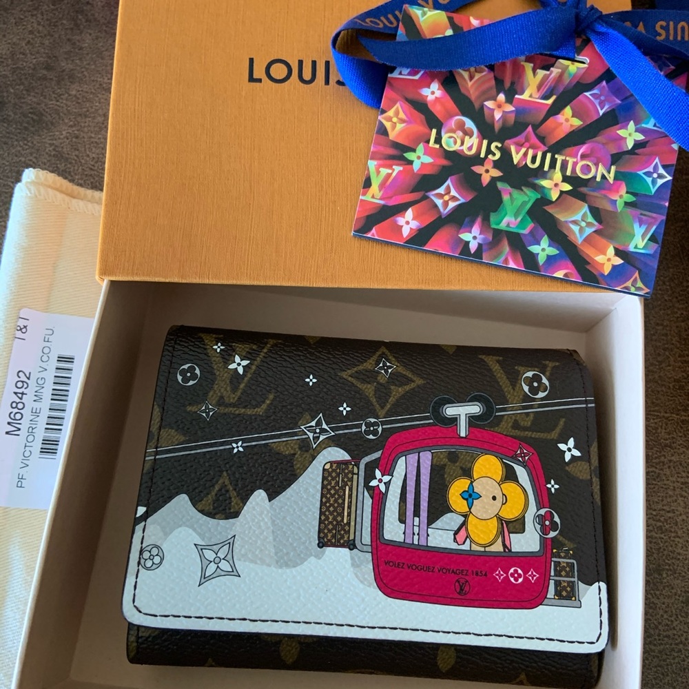 VICTORINE WALLET